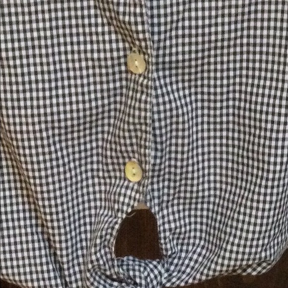 FINAL PRICE Express crop cowboy style tie front button down - Picture 4 of 7